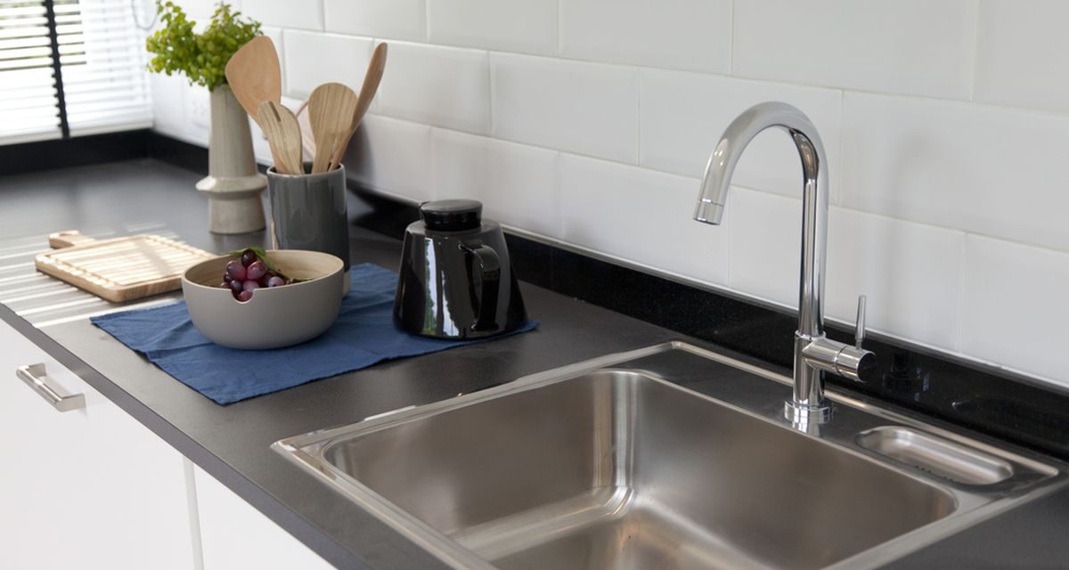 Wastafel Dapur Berbau Tidak Sedap, Ini Penyebab Dan Tipsnya