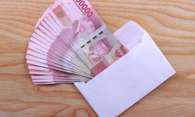 Berbagi THR Wujud Peduli Dan Kebahagiaan Di Momen Lebaran