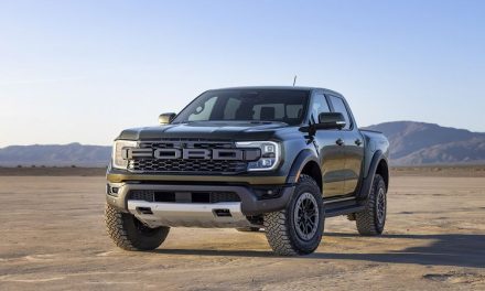 Ranger Raptor V6 Perpaduan Kekuatan Dan Kehebatan Off-Road