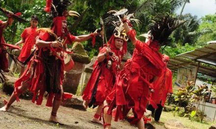 Tarian Cakalele Simbol Keberanian Dari Masyarakat Maluku