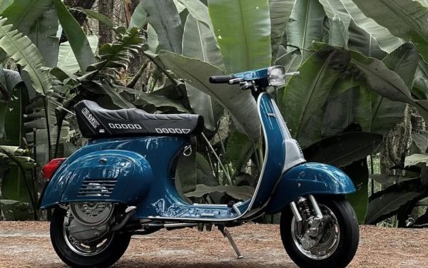 Vespa PK100 XL Skuter Klasik Bergaya Retro Yang Tetap Memikat