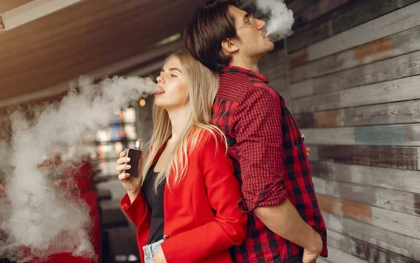 Tren Vape: Gaya Hidup Atau Bom Waktu Kesehatan?