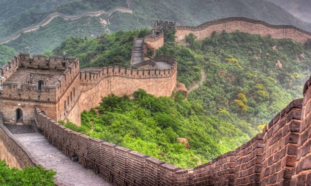 Tembok Cina: Keajaiban Dunia Yang Tak Lekang Oleh Waktu