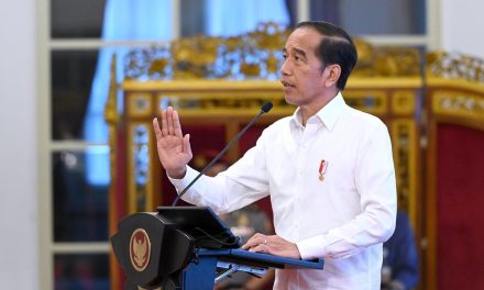Jokowi, Di Tunjuk Jadi Tokoh Ekonomi Global Versi Bloomberg