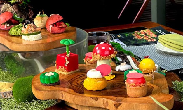 Padma Legian Sajikan Afternoon Tea Bertema Hutan Tropis