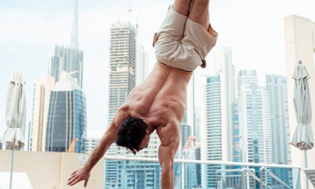 Kalisthenics: Seni Menguasai Tubuh Melalui Gerakan dan Gravitasi