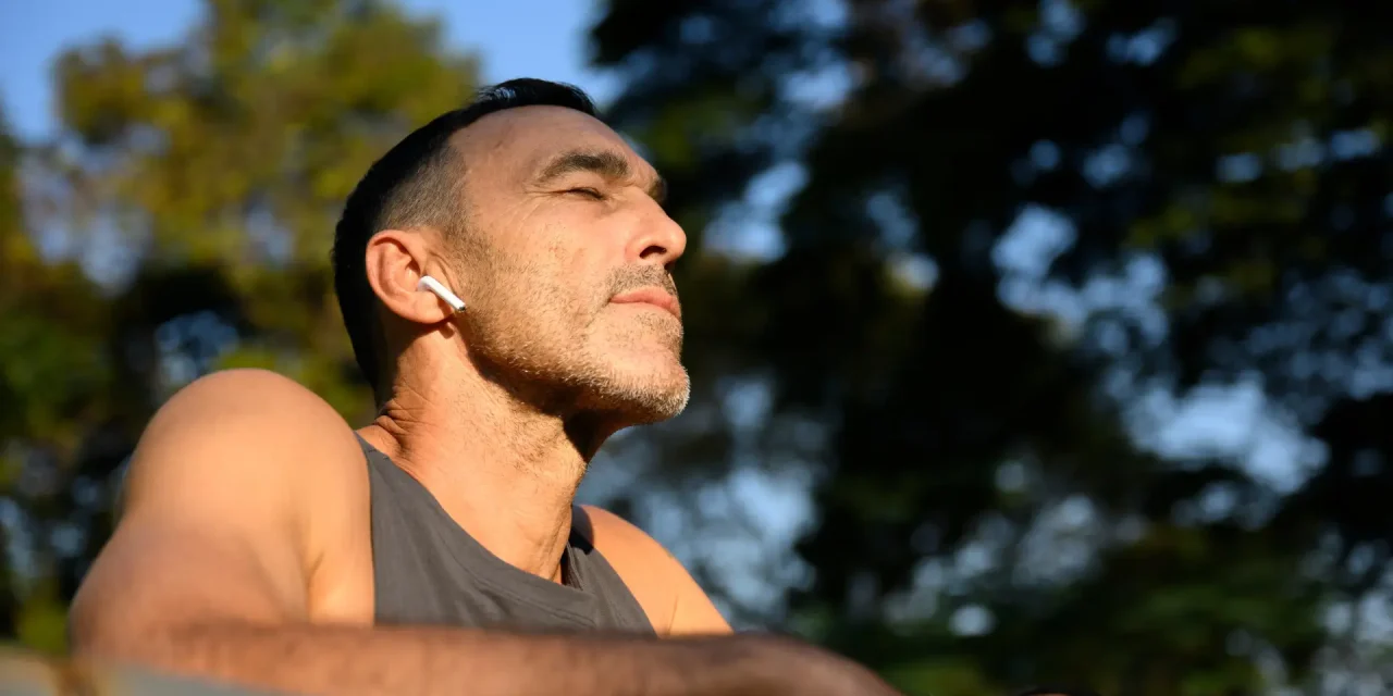 3 Cara Murah Bikin Mata Sehat: Cukup Liat Alam Terbuka!