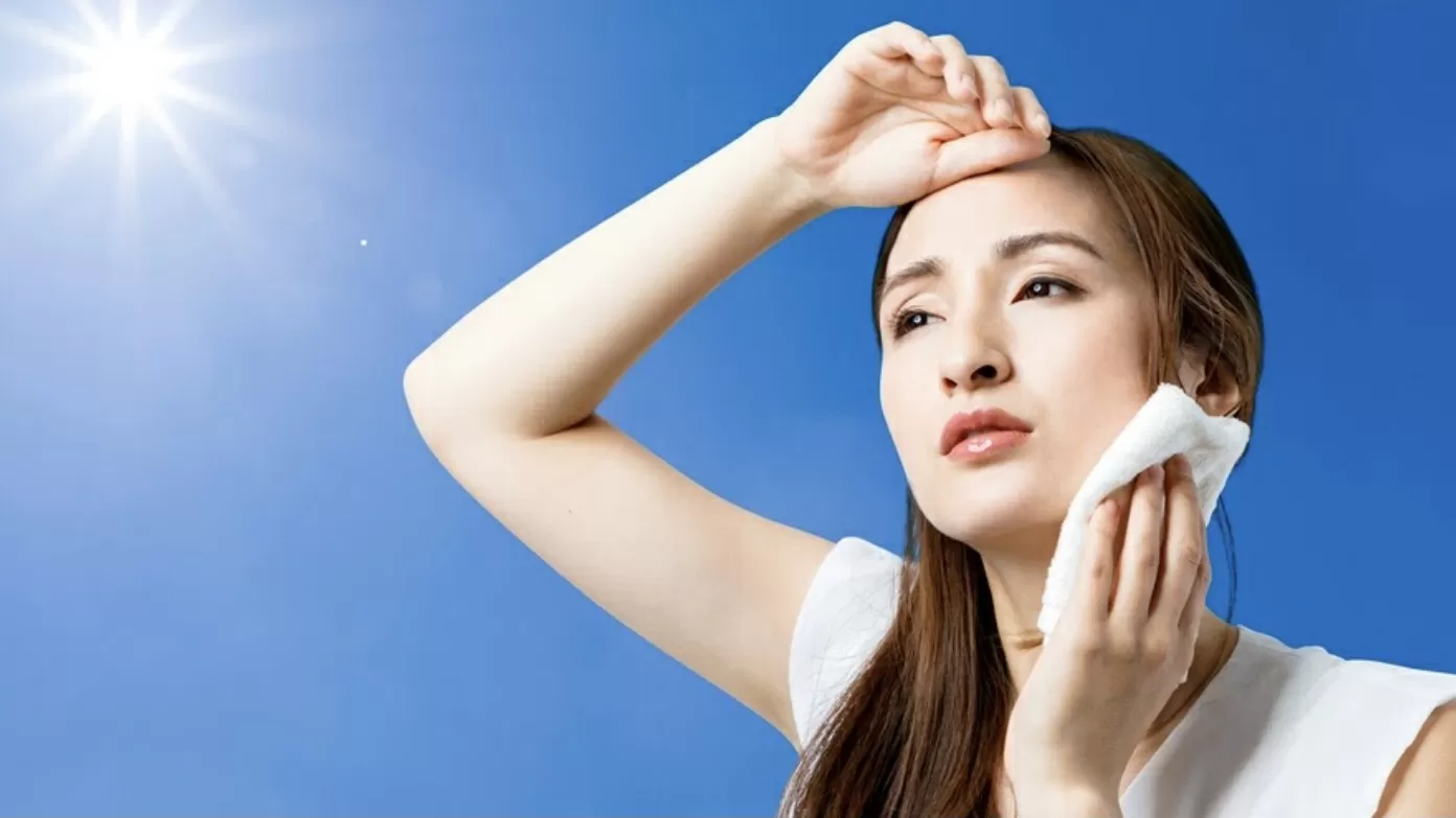 3 Solusi Jaga Kulit Dari Sinar UV: Tetap Eksis Tanpa Takut Item