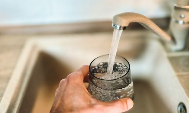 Air Kita Terancam: Nanoplastik Bikin Bakteri Susah Mati