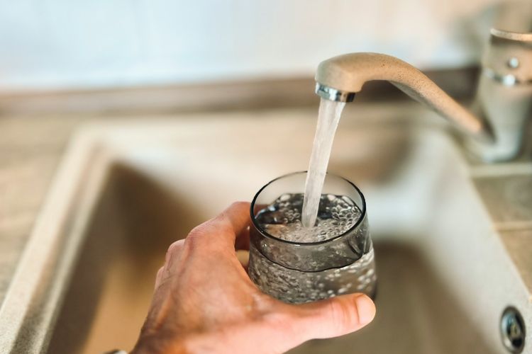 Air Kita Terancam: Nanoplastik Bikin Bakteri Susah Mati