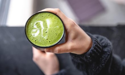 Hobi Minum Matcha? Awas, Zat Besi Bisa Susah Nyerap Ke Tubuh!