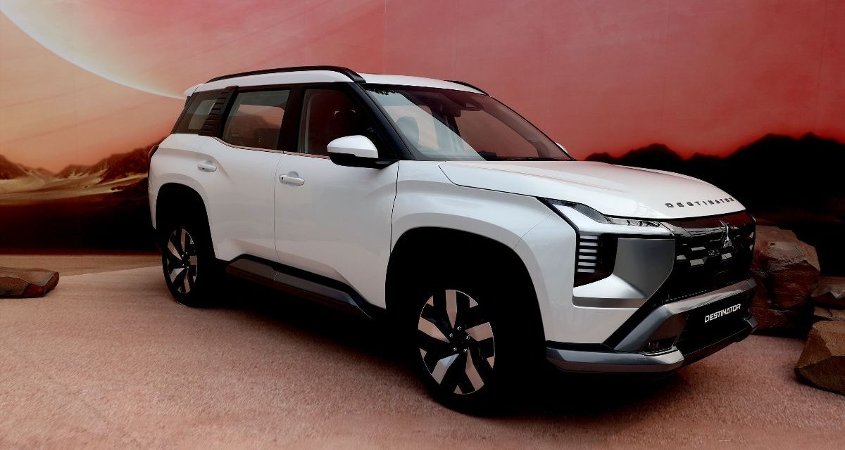 Si Paling Laku! Mitsubishi Destinator Bikin Rival Ketar-Ketir