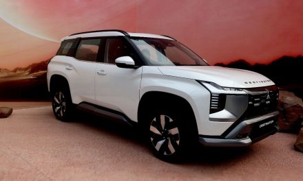 Si Paling Laku! Mitsubishi Destinator Bikin Rival Ketar-Ketir