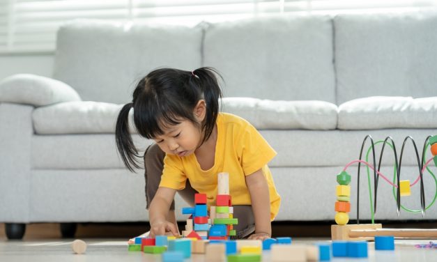 Gak Cuma Seru, Permainan Ini Bikin Si Kecil Makin Cerdas