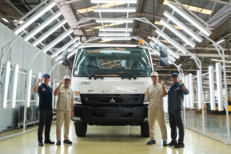 Rahasia Fuso Bertahan Jadi Raja Truk Di Indonesia