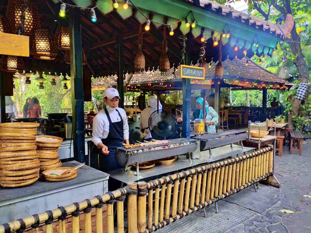Rekomendasi Restoran Enak Di Surabaya Yang Wajib Coba