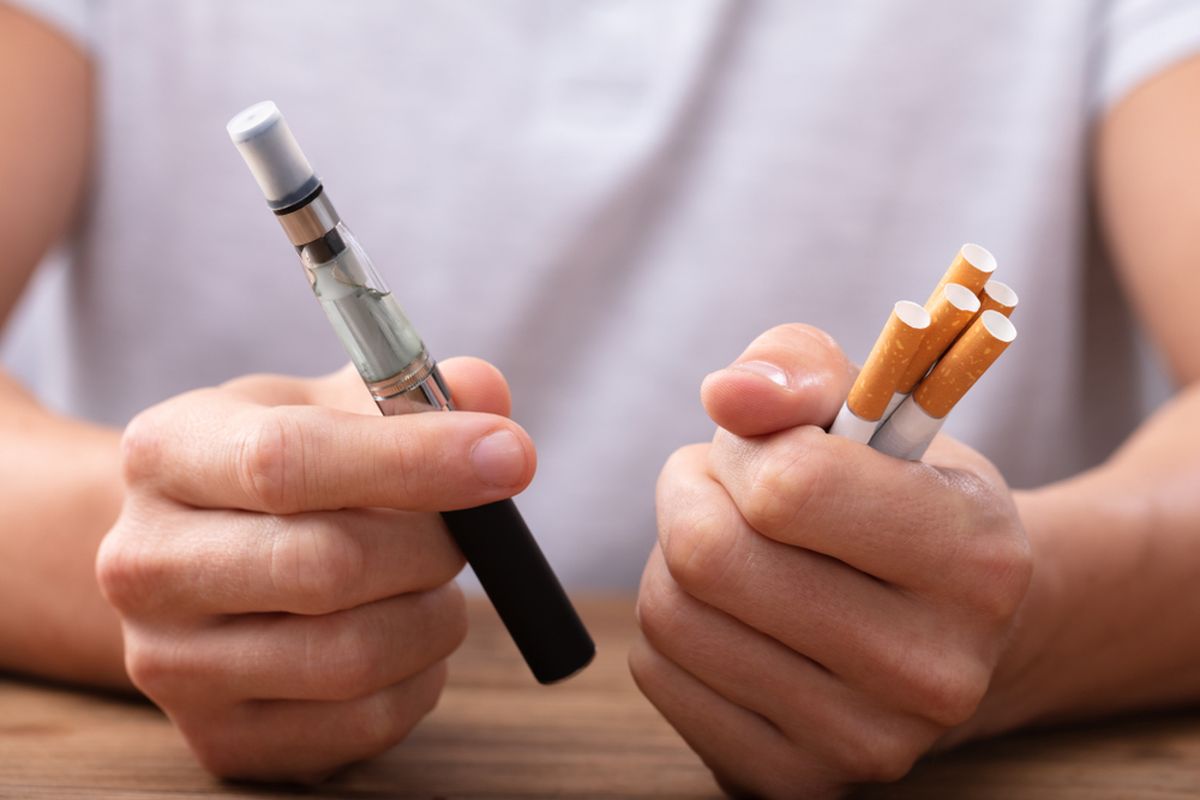 Kata Dokter Paru Soal Bahaya Sisa Asap Rokok Di Baju