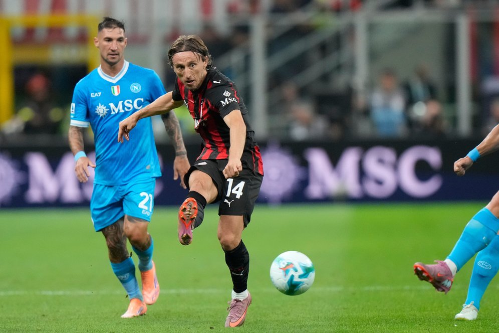 Allegri Pengen Pemain Milan Punya "DNA" Modric