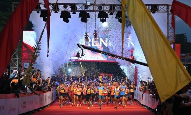 Aksi 10 Ribu Pelari Di Borobudur Marathon 2025