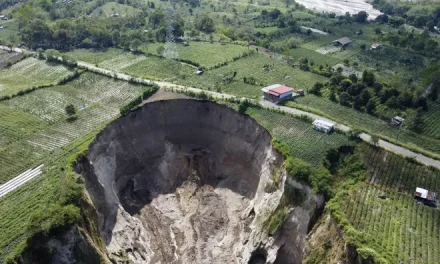 Bahaya Mengintai! Daerah Ini Rawan Terjadi Sinkhole Raksasa